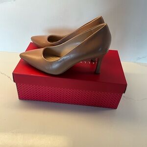 BNIB 📦 KELLY & KATIE EMMIE PUMPS SIZE 7.5 cashew nappa